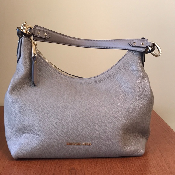 Michael Kors Handbags - NWOT - Michael Kors Shoulder Bag